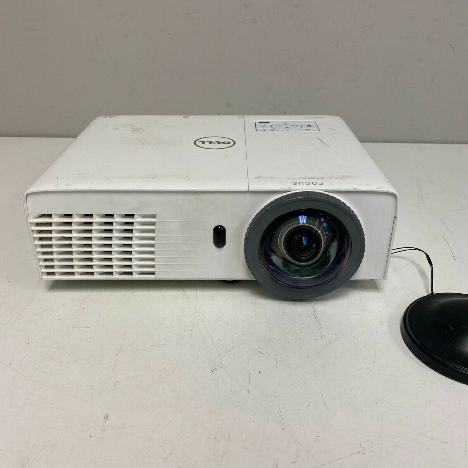 Used Oem Dell S320wi 1920x1080 Full Hd Display White Projector 932 Lamp Hours