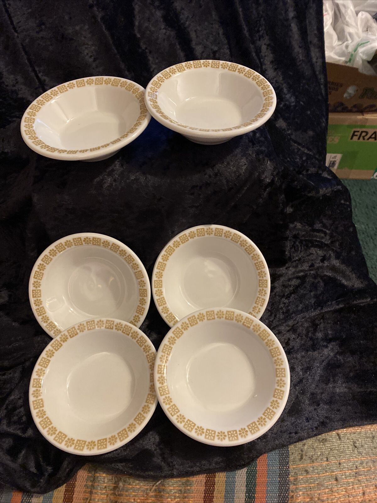 Set Of 6 Vtg Shenango China 4 3/4" Small Bowls, Gold Daisy Pattern, U.s.a.